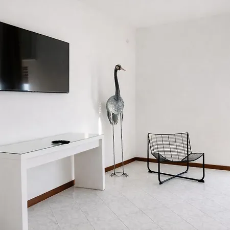 Neri View Homestay Verona