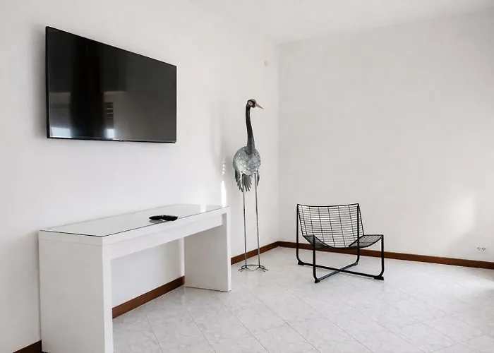 Neri View Homestay Verona